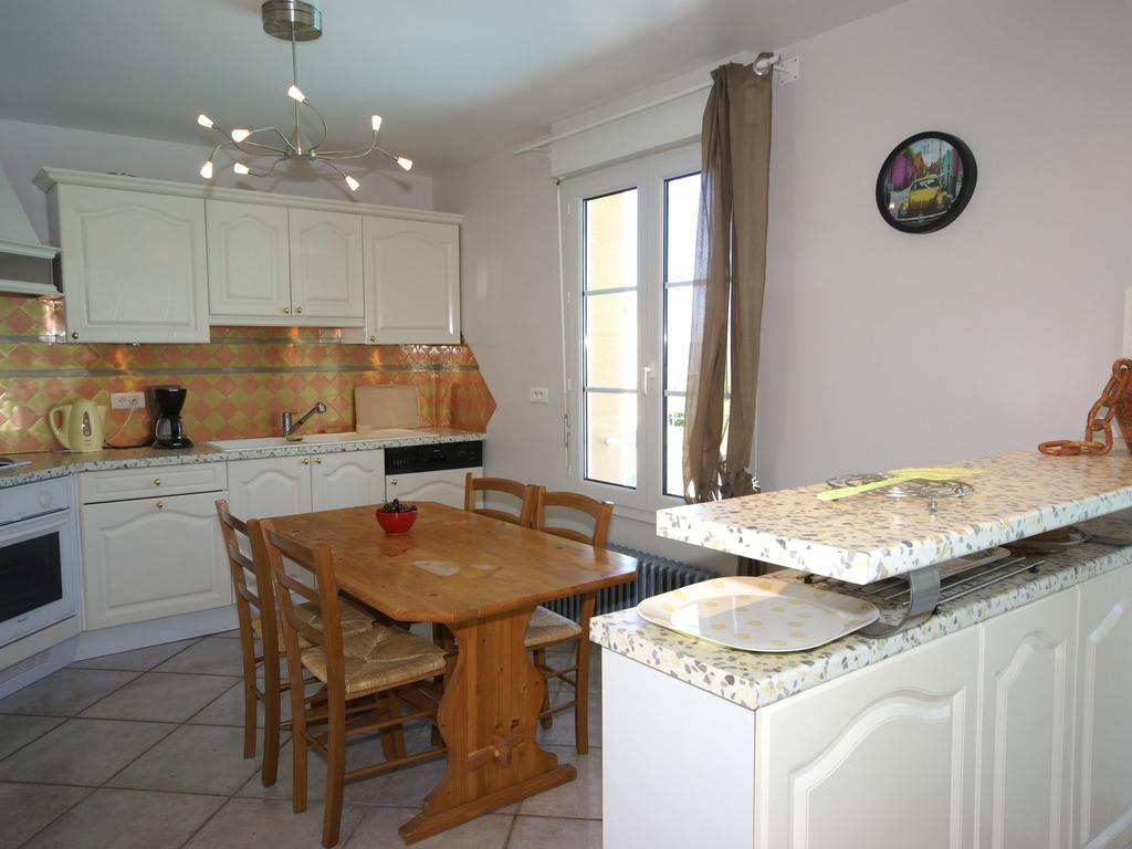 Modern Holiday Home With Private Pool Loubressac Pokoj fotografie