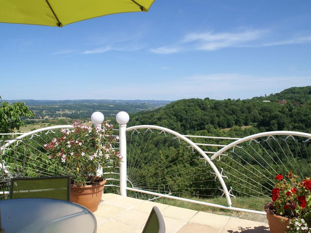 Modern Holiday Home With Private Pool Loubressac Pokoj fotografie