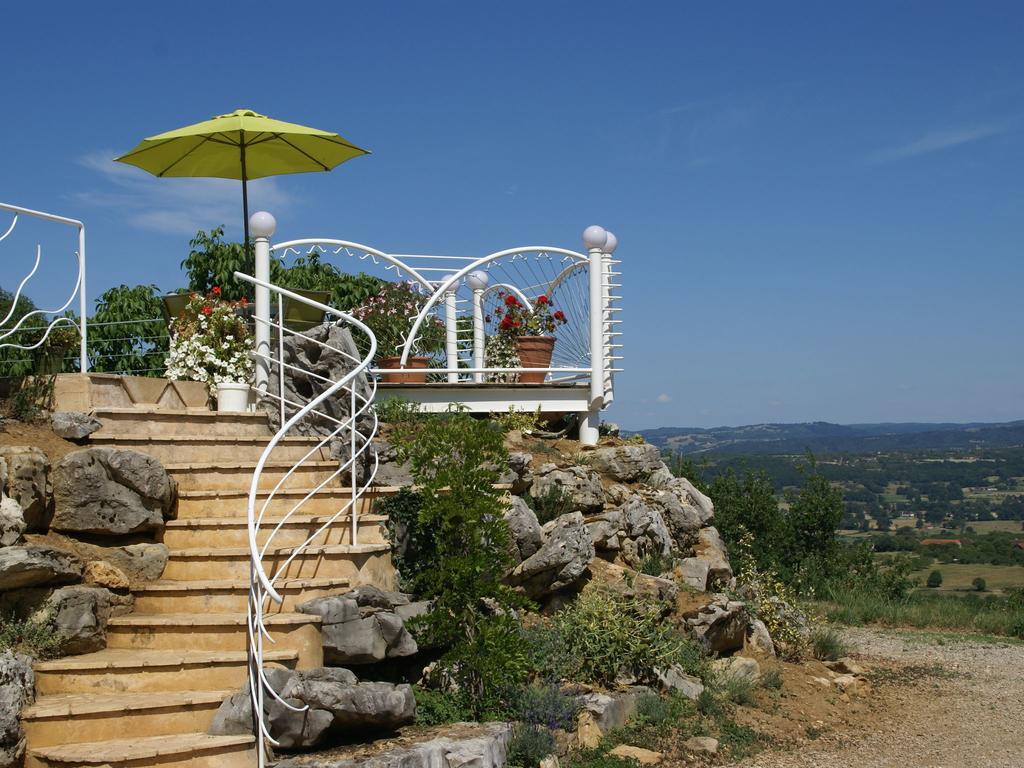 Modern Holiday Home With Private Pool Loubressac Pokoj fotografie